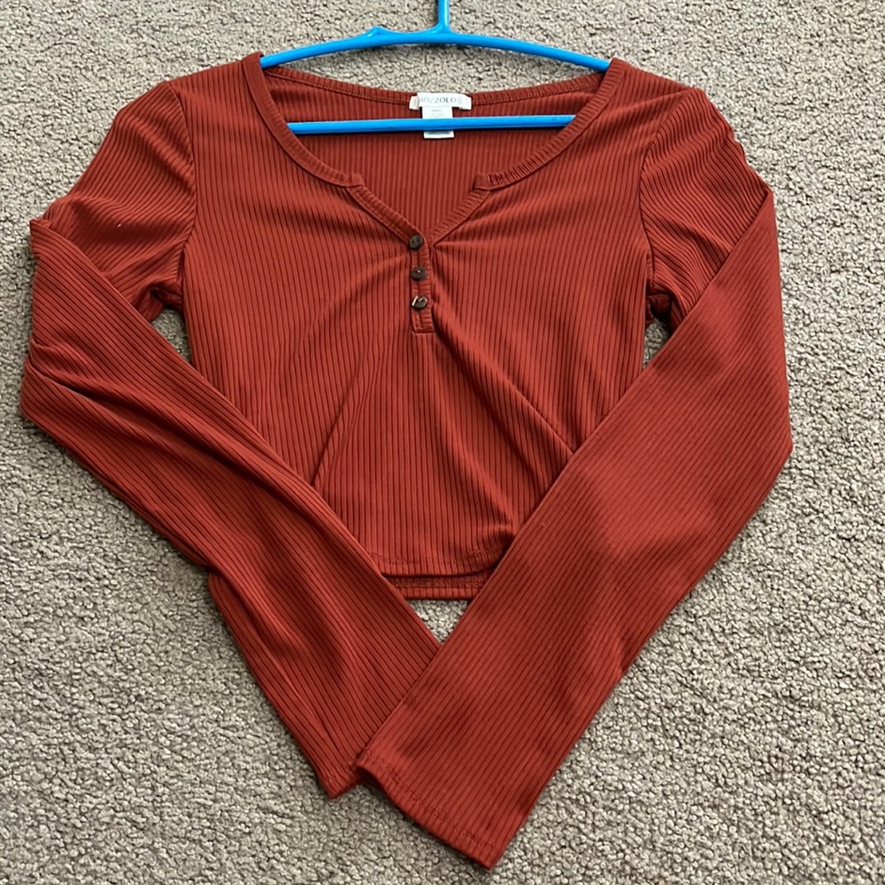 Long sleeve cropped shirt
